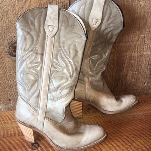 Vintage cowgirl boots
